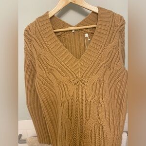 BNWT vince sweater